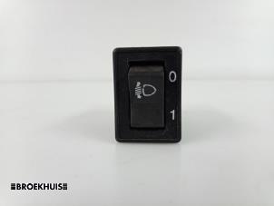 Used AIH headlight switch Piaggio Porter 1.3i 16V Price € 5,00 Margin scheme offered by Autobedrijf Broekhuis B.V.
