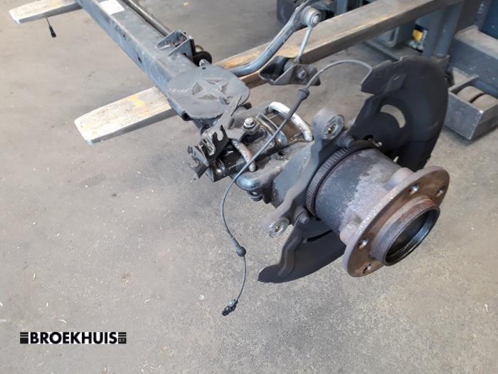 Arbre entraînement roue avant d'un Opel Movano 2.3 CDTi 16V FWD 2019