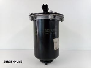Used Fuel filter housing Renault Master IV (MA/MB/MC/MD/MH/MF/MG/MH) 2.3 dCi 135 16V FWD Price € 60,50 Inclusive VAT offered by Autobedrijf Broekhuis B.V.