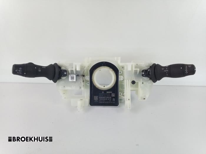 Steering column stalk from a Renault Master IV (MA/MB/MC/MD/MH/MF/MG/MH) 2.3 dCi 135 16V FWD 2020