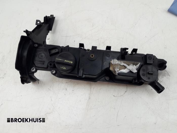 Gebrauchte Ventildeckel Ford Focus 3 Wagon 1.6 TDCi ECOnetic Preis € 25,00 Margenregelung angeboten von Autobedrijf Broekhuis B.V.