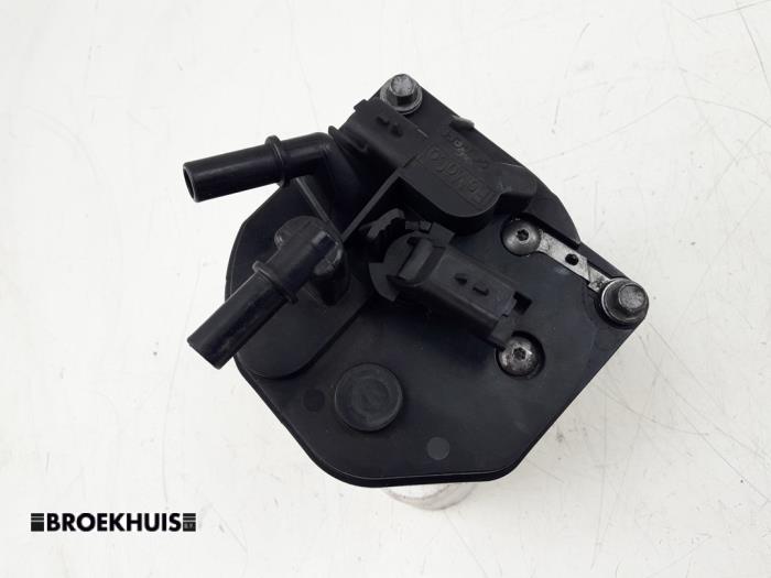 Ford Focus Fuel filter housings stock