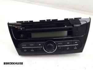 Used Radio CD player Mitsubishi Space Star (A0) 1.0 12V Price € 85,00 Margin scheme offered by Autobedrijf Broekhuis B.V.