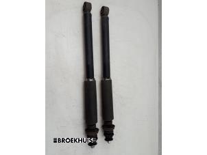 Used Shock absorber kit Mitsubishi Space Star (A0) 1.0 12V Price € 50,00 Margin scheme offered by Autobedrijf Broekhuis B.V.