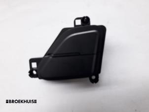 Usagé Airbag témoin Hyundai i30 Crosswagon (WWH) 1.6 CRDi 16V VGT HP Prix € 10,00 Règlement à la marge proposé par Autobedrijf Broekhuis B.V.
