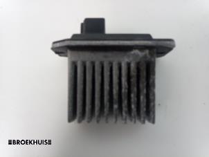 Used Heater resistor Mitsubishi Carisma 1.6i 16V Price € 25,00 Margin scheme offered by Autobedrijf Broekhuis B.V.