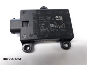 Used Anti-roll control sensor Hyundai iX35 (LM) 2.0 16V Price € 25,00 Margin scheme offered by Autobedrijf Broekhuis B.V.