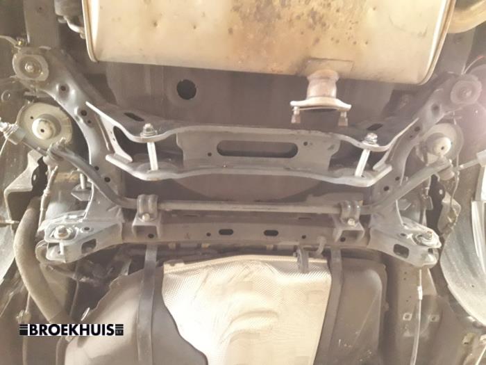 Used Subframe Hyundai Tucson (TL) 1.6 T-GDi 16V 2WD Price € 250,00 Margin scheme offered by Autobedrijf Broekhuis B.V.