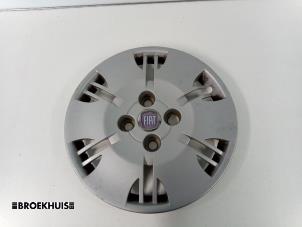 Used Wheel cover (spare) Fiat Panda (169) 1.2 Fire Price € 7,50 Margin scheme offered by Autobedrijf Broekhuis B.V.
