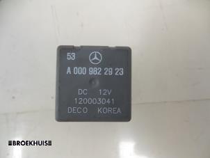 Gebrauchte Relais Mercedes C Estate (S205) C-220 CDI BlueTEC, C-220 d 2.2 16V Preis € 5,00 Margenregelung angeboten von Autobedrijf Broekhuis B.V.