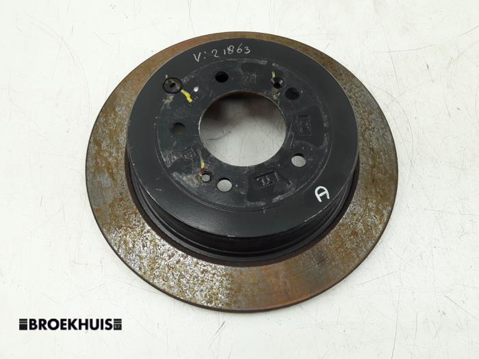 Rear brake disc from a Hyundai Tucson (TL) 1.6 T-GDi 16V 2WD 2015