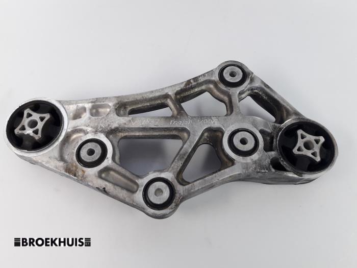 Used Engine mount Tesla Model X 75D Price € 70,00 Margin scheme offered by Autobedrijf Broekhuis B.V.