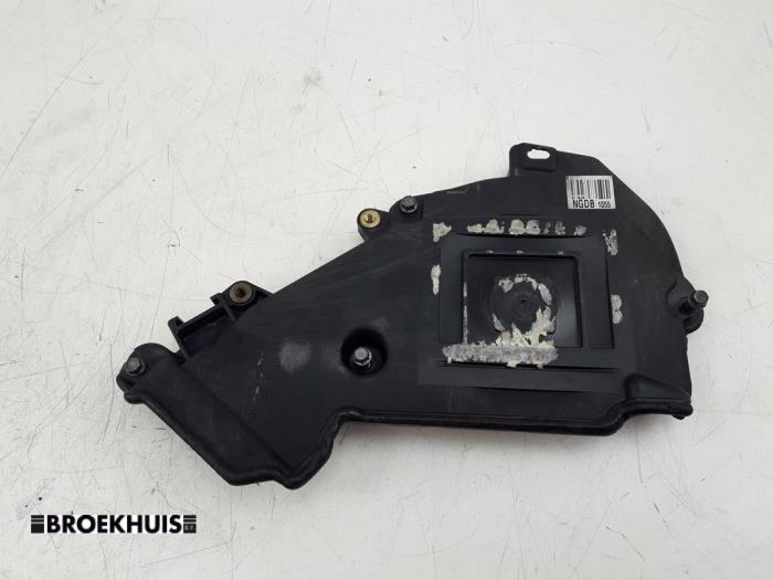 Usagé Couvercle de distribution Ford Focus 3 Wagon 1.6 TDCi ECOnetic Prix € 20,00 Règlement à la marge proposé par Autobedrijf Broekhuis B.V.