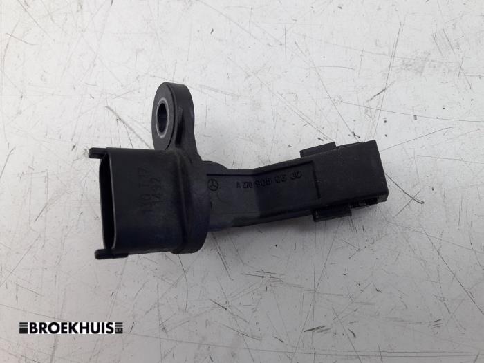 Begagnade Vevaxelsensor Mercedes GLA AMG (156.9) 2.0 45 AMG Turbo 16V Pris € 15,00 Marginaltabell erbjuds av Autobedrijf Broekhuis B.V.