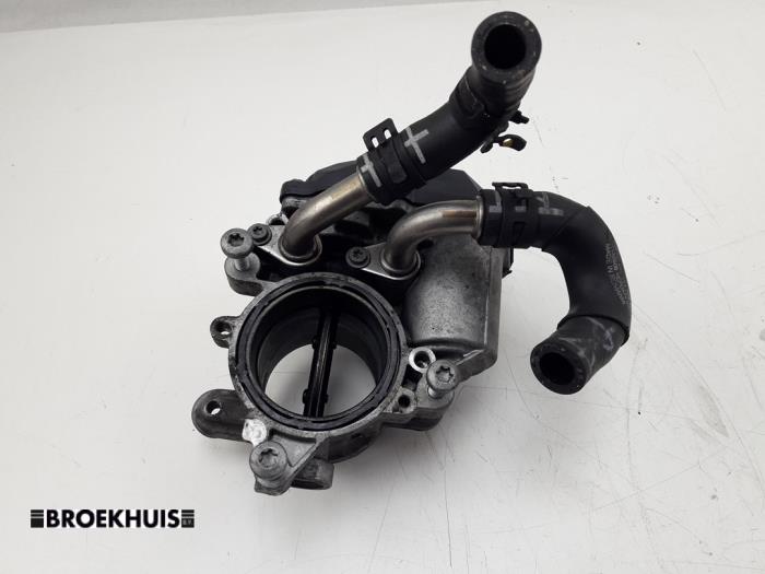 Gebrauchte Drosselklappengehäuse Volkswagen Golf VII Variant (AUVV) 2.0 TDI 150 16V Preis € 15,00 Margenregelung angeboten von Autobedrijf Broekhuis B.V.