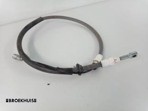 Used Parking brake cable Renault Master IV (MA/MB/MC/MD/MH/MF/MG/MH) 2.3 dCi 135 16V FWD Price € 18,15 Inclusive VAT offered by Autobedrijf Broekhuis B.V.