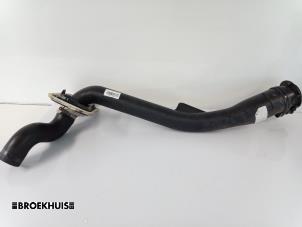 Used Fuel tank filler pipe Renault Master IV (MA/MB/MC/MD/MH/MF/MG/MH) 2.3 dCi 135 16V FWD Price € 48,40 Inclusive VAT offered by Autobedrijf Broekhuis B.V.