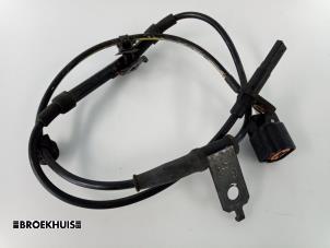 Used ABS Sensor Mitsubishi Grandis (NA) 2.0 DI-D 16V Price € 15,00 Margin scheme offered by Autobedrijf Broekhuis B.V.