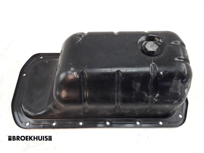 Gebrauchte Ölwanne Peugeot 308 (L3/L8/LB/LH/LP) 1.6 BlueHDi 120 Preis € 20,00 Margenregelung angeboten von Autobedrijf Broekhuis B.V.