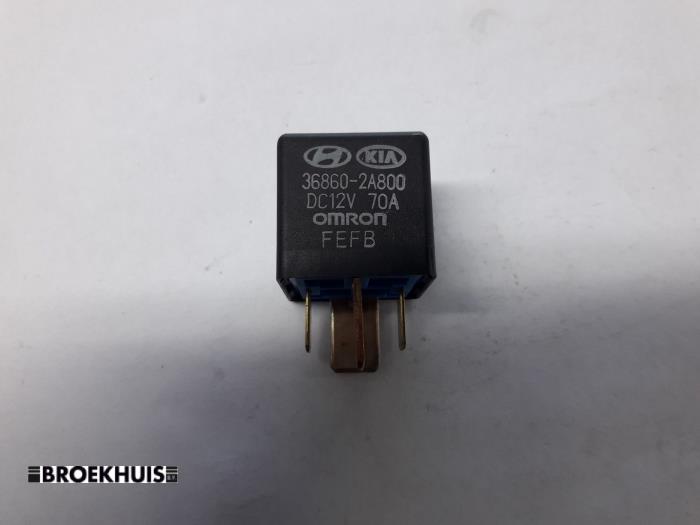 Begagnade Relä Hyundai i30 Crosswagon (WWH) 1.6 CRDi 16V VGT HP Pris € 10,00 Marginaltabell erbjuds av Autobedrijf Broekhuis B.V.