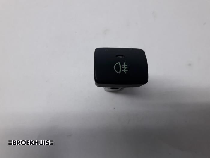 Fog light switch