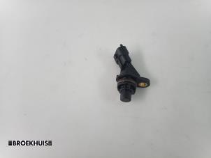 Used Camshaft sensor Ford Focus 3 Wagon 1.0 Ti-VCT EcoBoost 12V 100 Price € 25,00 Margin scheme offered by Autobedrijf Broekhuis B.V.
