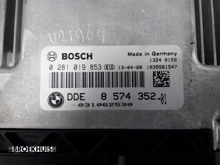 EinspritzSteuergerät van een BMW X1 (E84) xDrive 20d 2.0 16V 2013