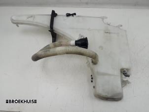 Used Front windscreen washer reservoir BMW X1 (E84) xDrive 20d 2.0 16V Price € 20,00 Margin scheme offered by Autobedrijf Broekhuis B.V.