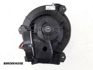 Used Heating and ventilation fan motor Mercedes Sprinter 3,5t (907.6/910.6) 316 CDI 2.1 D RWD Price € 90,75 Inclusive VAT offered by Autobedrijf Broekhuis B.V.