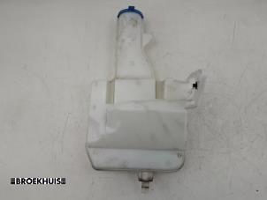 Used Front windscreen washer reservoir Mercedes Sprinter 3,5t (907.6/910.6) 316 CDI 2.1 D RWD Price € 36,30 Inclusive VAT offered by Autobedrijf Broekhuis B.V.