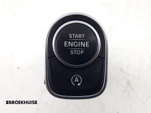 Usados Interruptores Start/Stop Mercedes Sprinter 3,5t (907.6/910.6) 316 CDI 2.1 D RWD Precio € 18,15 IVA incluido ofrecido por Autobedrijf Broekhuis B.V.
