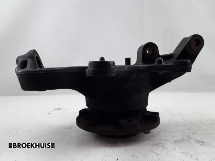Knuckle, front right from a Mercedes-Benz Sprinter 3,5t (907.6/910.6) 316 CDI 2.1 D RWD 2020