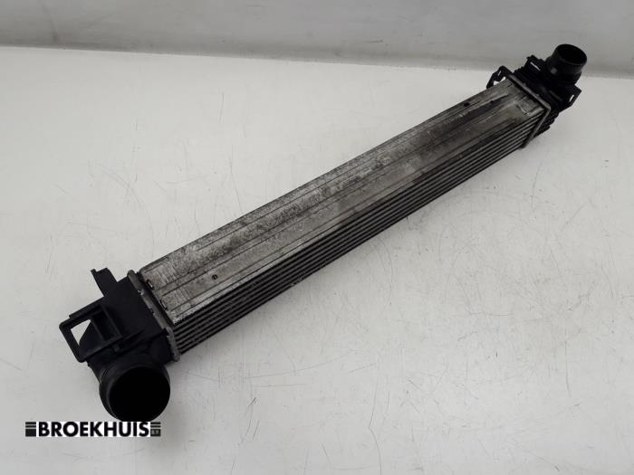 Usagé Intercooler Renault Megane III Grandtour (KZ) 1.5 dCi 110 Prix € 30,00 Règlement à la marge proposé par Autobedrijf Broekhuis B.V.