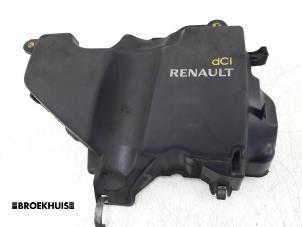 Używane Plyta ochronna silnika Renault Megane III Grandtour (KZ) 1.5 dCi 110 Cena € 20,00 Procedura marży oferowane przez Autobedrijf Broekhuis B.V.