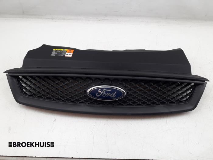 Używane Grill Ford Focus 2 Wagon 1.6 16V Cena € 25,00 Procedura marży oferowane przez Autobedrijf Broekhuis B.V.