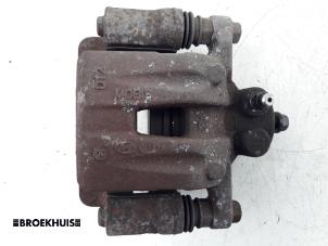Used Rear brake calliper, left Kia Sportage (SL) 2.0 CVVT 16V 4x2 Price € 25,00 Margin scheme offered by Autobedrijf Broekhuis B.V.