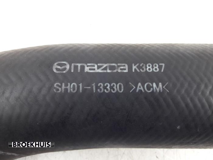 Manguera intercooler de un Mazda 6 SportBreak (GJ/GH/GL) 2.2 SkyActiv-D 150 16V 2014
