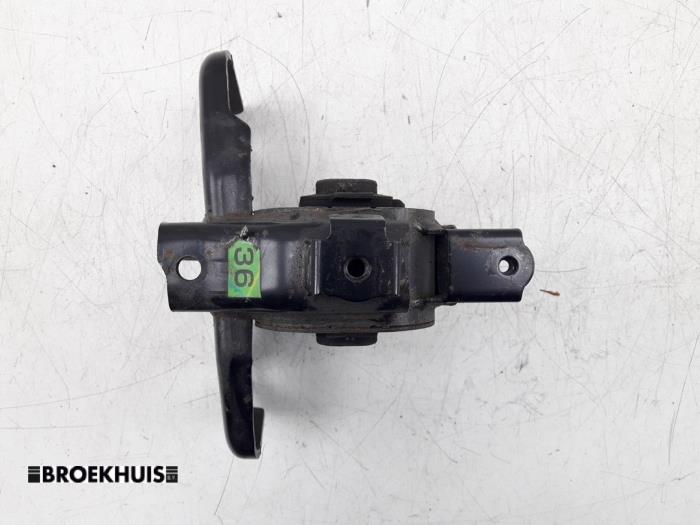 Used Engine mount Lexus CT 200h 1.8 16V Price € 25,00 Margin scheme offered by Autobedrijf Broekhuis B.V.