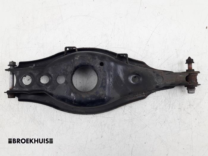 Rear wishbone, right from a Lexus CT 200h 1.8 16V 2013