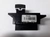 Central locking switch from a Kia Venga 1.6 CRDi VGT 16V 2010