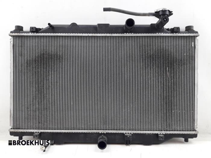 Usagé Radiateur Mazda 6 SportBreak (GJ/GH/GL) 2.2 SkyActiv-D 150 16V Prix € 75,00 Règlement à la marge proposé par Autobedrijf Broekhuis B.V.