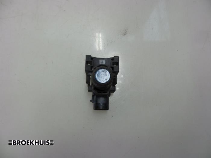 Usados Sensor PDC Mazda 6 SportBreak (GJ/GH/GL) 2.0 Skyactiv G 145 16V Precio € 20,00 Norma de margen ofrecido por Autobedrijf Broekhuis B.V.