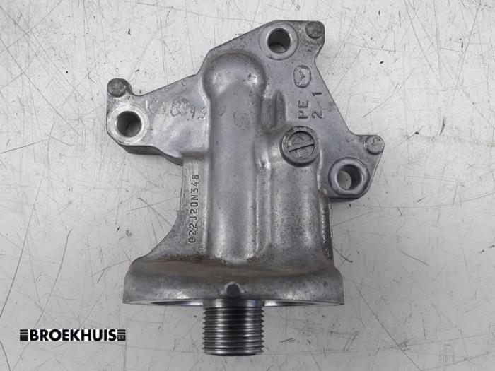 Gebrauchte Ölfiltergehäuse Mazda CX-5 I (KE,GH) 2.0 SkyActiv-G 165 16V 2WD Preis € 20,00 Margenregelung angeboten von Autobedrijf Broekhuis B.V.