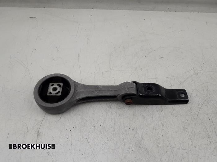 Used Engine mount Skoda Fabia II Combi 1.2 TDI 12V Greenline Price € 20,00 Margin scheme offered by Autobedrijf Broekhuis B.V.
