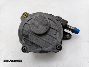 Used Vacuum pump (diesel) Mercedes ML II (164/4JG) 3.0 ML-280 CDI 4-Matic V6 24V Price € 40,00 Margin scheme offered by Autobedrijf Broekhuis B.V.
