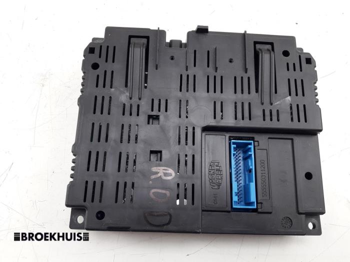 Używane Modul Bluetooth Fiat Grande Punto (199) 1.4 Cena € 125,00 Procedura marży oferowane przez Autobedrijf Broekhuis B.V.