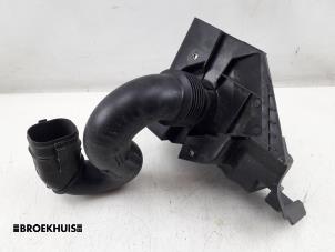 Used Air intake hose Renault Trafic (1FL/2FL/3FL/4FL) 1.6 dCi 125 Twin Turbo Price € 30,25 Inclusive VAT offered by Autobedrijf Broekhuis B.V.