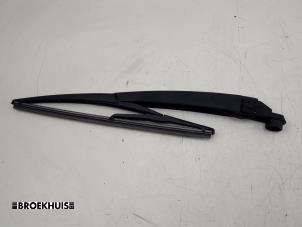 Used Rear wiper arm Ford B-Max (JK8) 1.6 Ti-VCT 16V Price € 15,00 Margin scheme offered by Autobedrijf Broekhuis B.V.