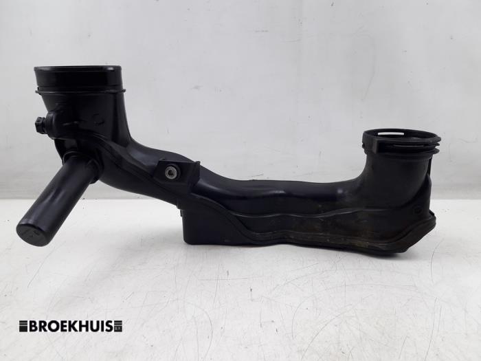 Gebrauchte Intercooler Rohr Volvo V40 (MV) 2.0 D2 16V Preis € 30,00 Margenregelung angeboten von Autobedrijf Broekhuis B.V.