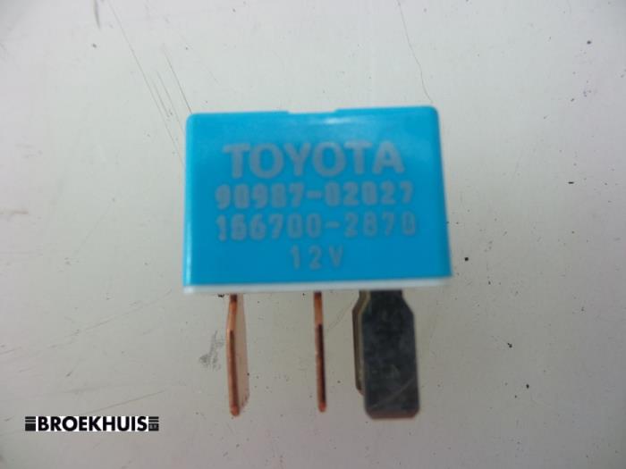 Relay from a Lexus IS (E3) 300h 2.5 16V 2015